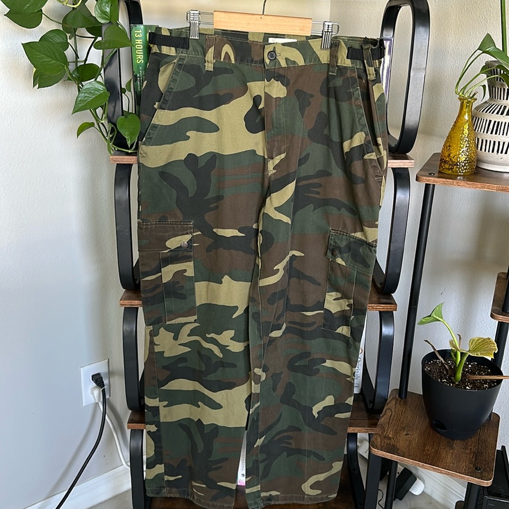 Camo pants